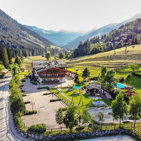 Familienhotel Lengauer Hof Saalbach-Hinterglemm Exterior photo